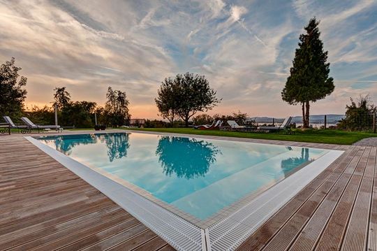 Inselgarten - Hotel mit Außenpool am Bodensee - Hotel Hirschen Horn